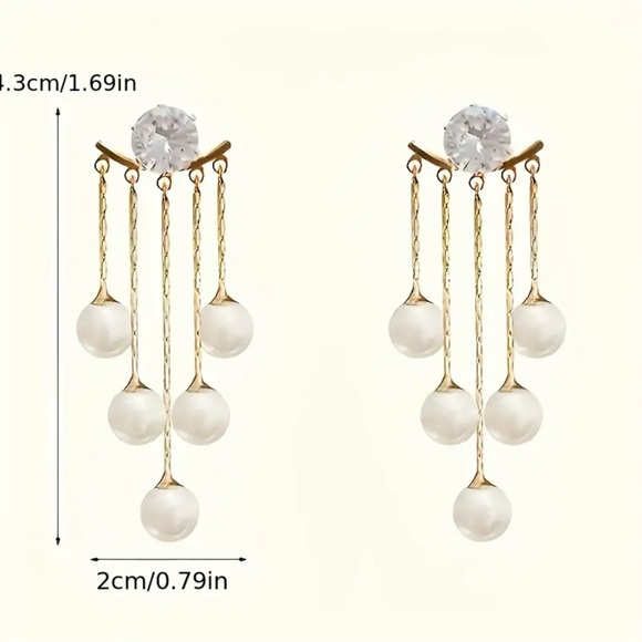 Elegant Gold and Pearl Drop Earrings - Picture 2 of 8